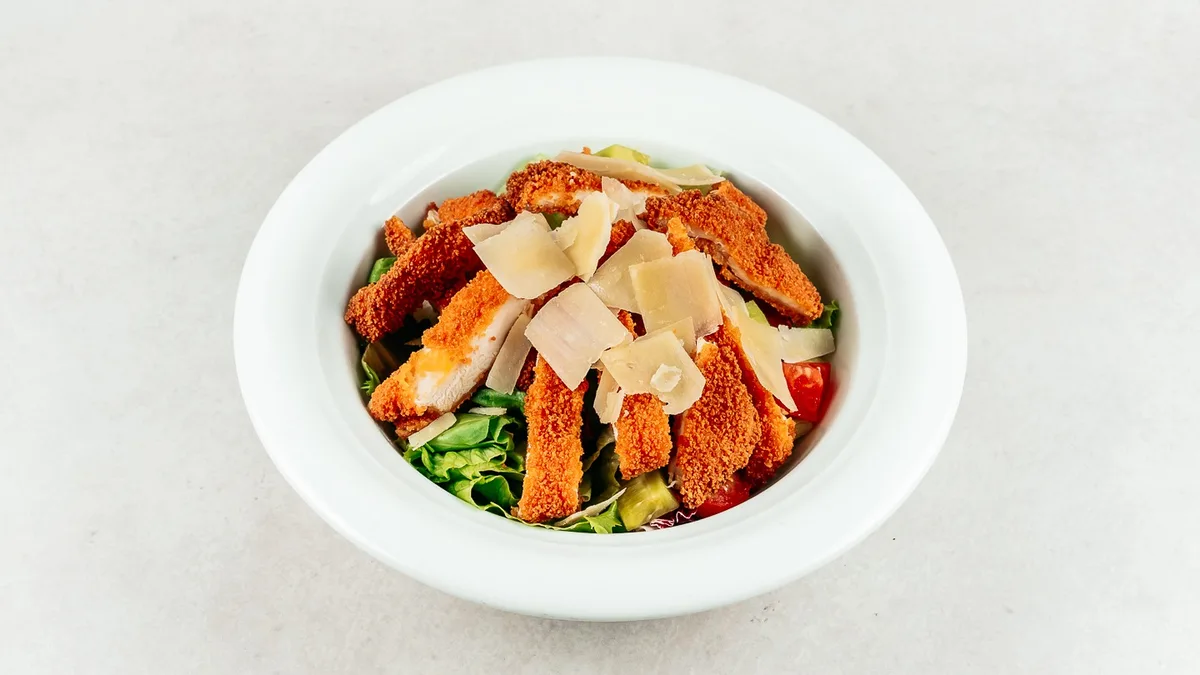 Salata s piletinom