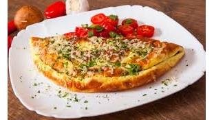 Omletă cu șuncă și cașcaval