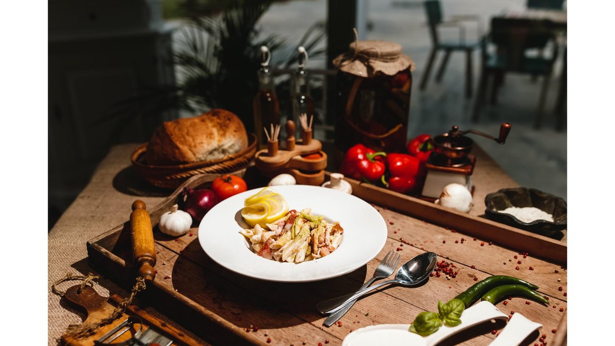 Penne cu somon și dovlecel