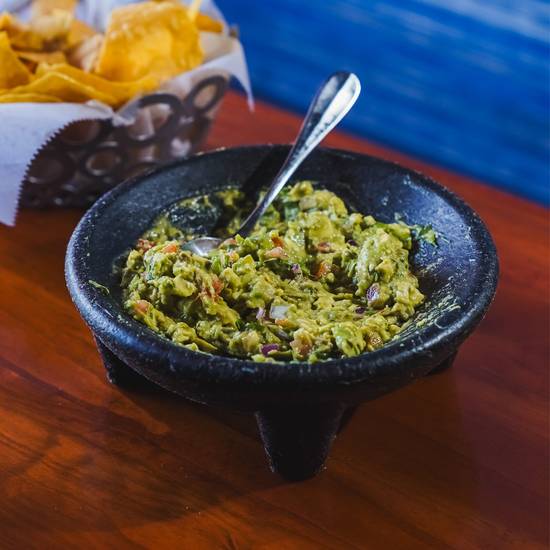 Fresh Table Side Guacamole