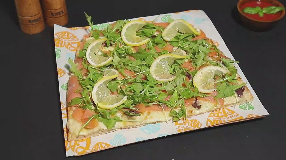 Pizza cu somon