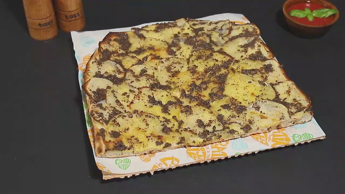 Pizza tartufo și cartofi