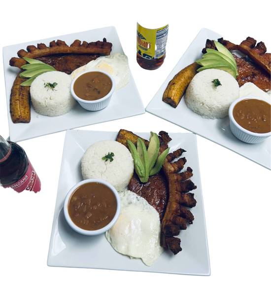 2 bandejas paisas 1 mini (Bandeja paisa)