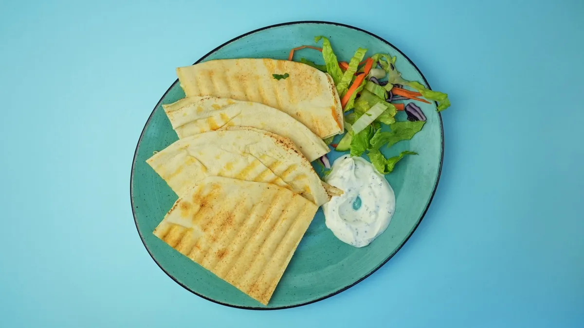 49. Arayes Halloumi