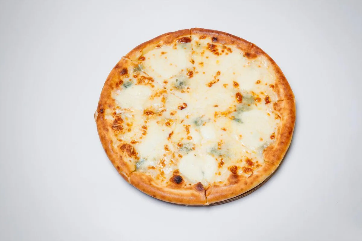 Пицца Quattro Formaggi