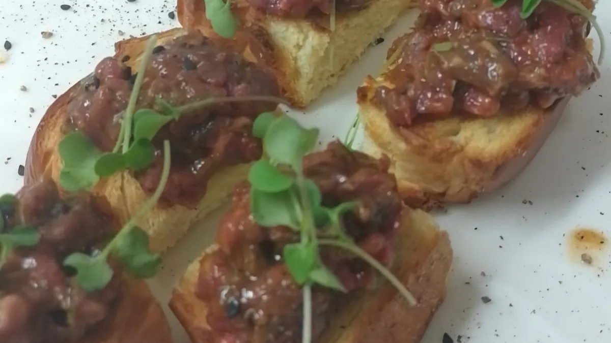 Beef Tartar Bites