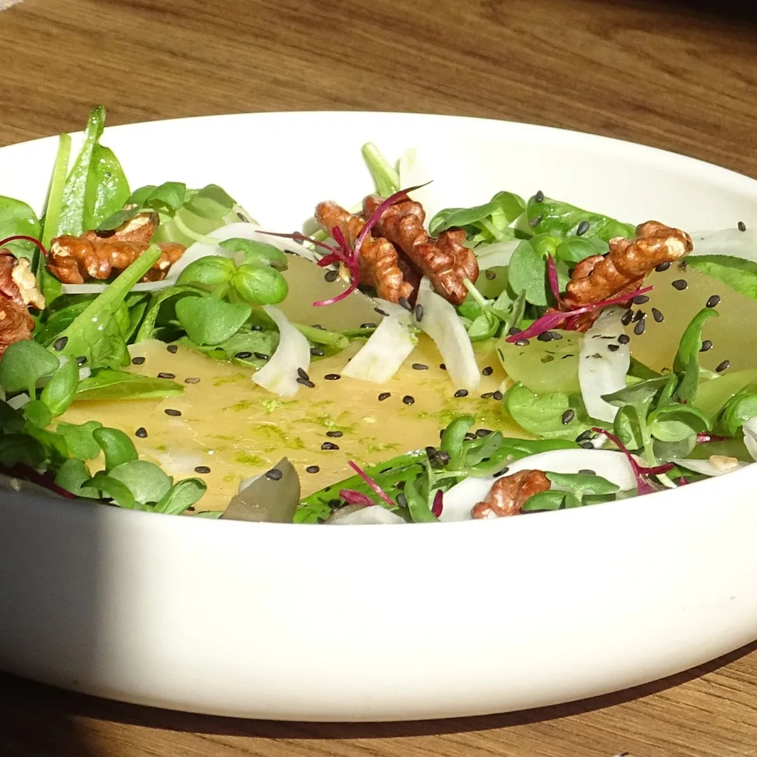 Goat Cheese Salad/ Salade de Chevre