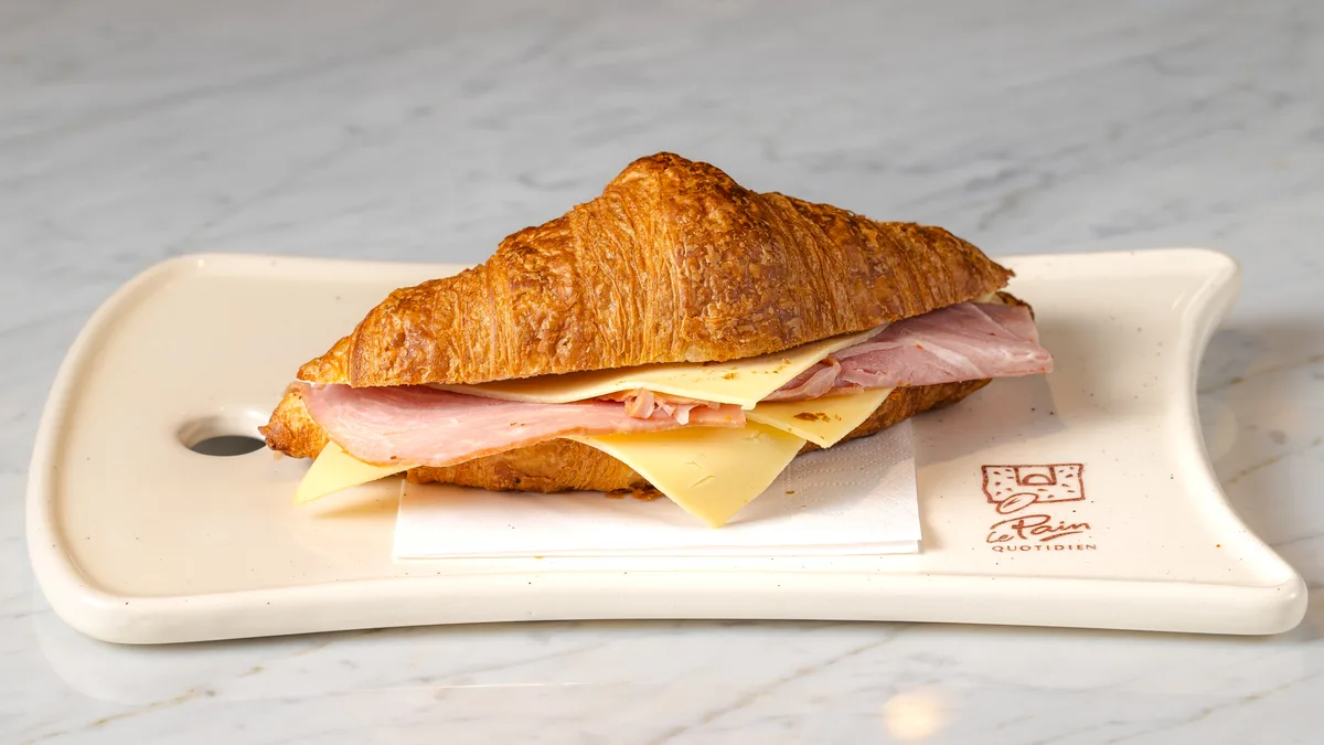 Ham or Turkey and Cheese Croissant
