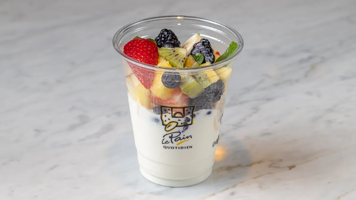 Yoghurt with Fresh Fruits