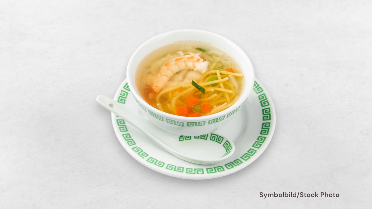 Banh Da Cha La Lot 🌶️