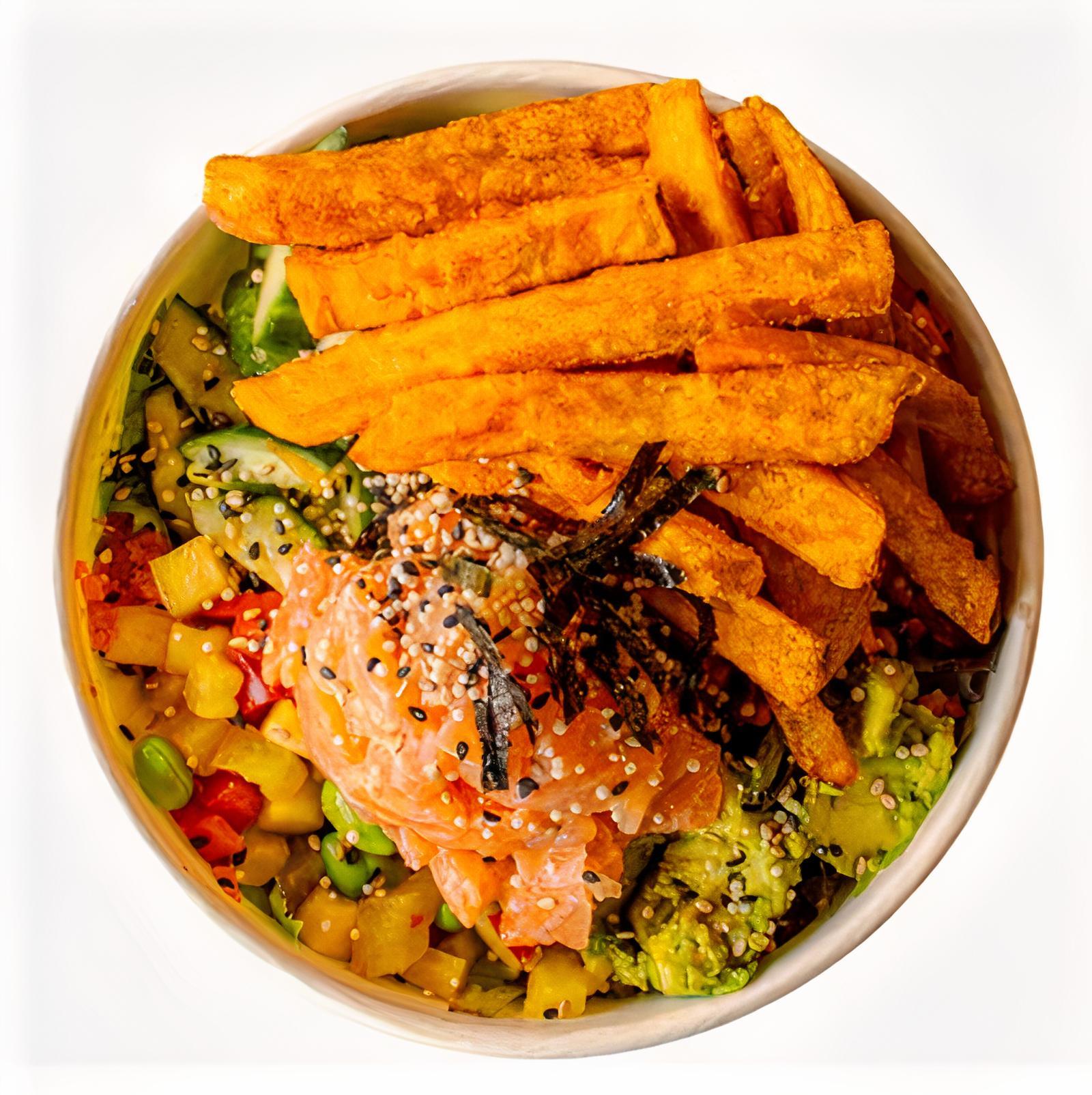 Chef. Poke Saumon épicé + patate douce frite