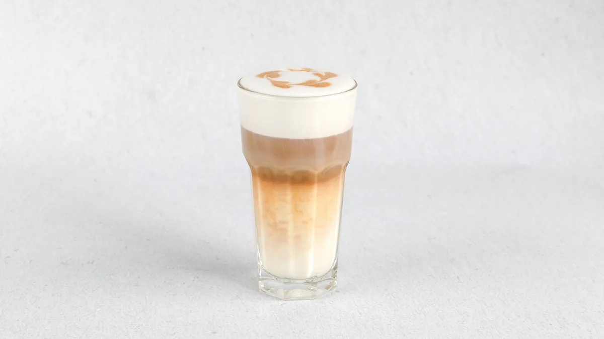 Latte macchiato