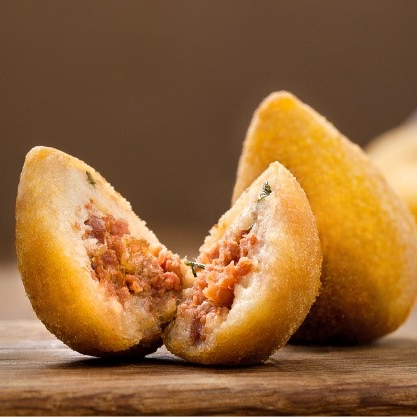 25 Coxinhas Costela Bovina Cream Cheese