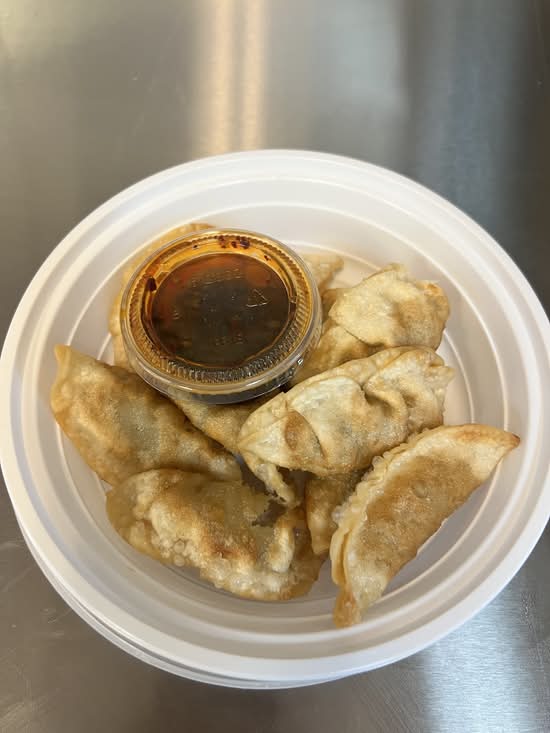 Fried Dumplings (10 pcs)