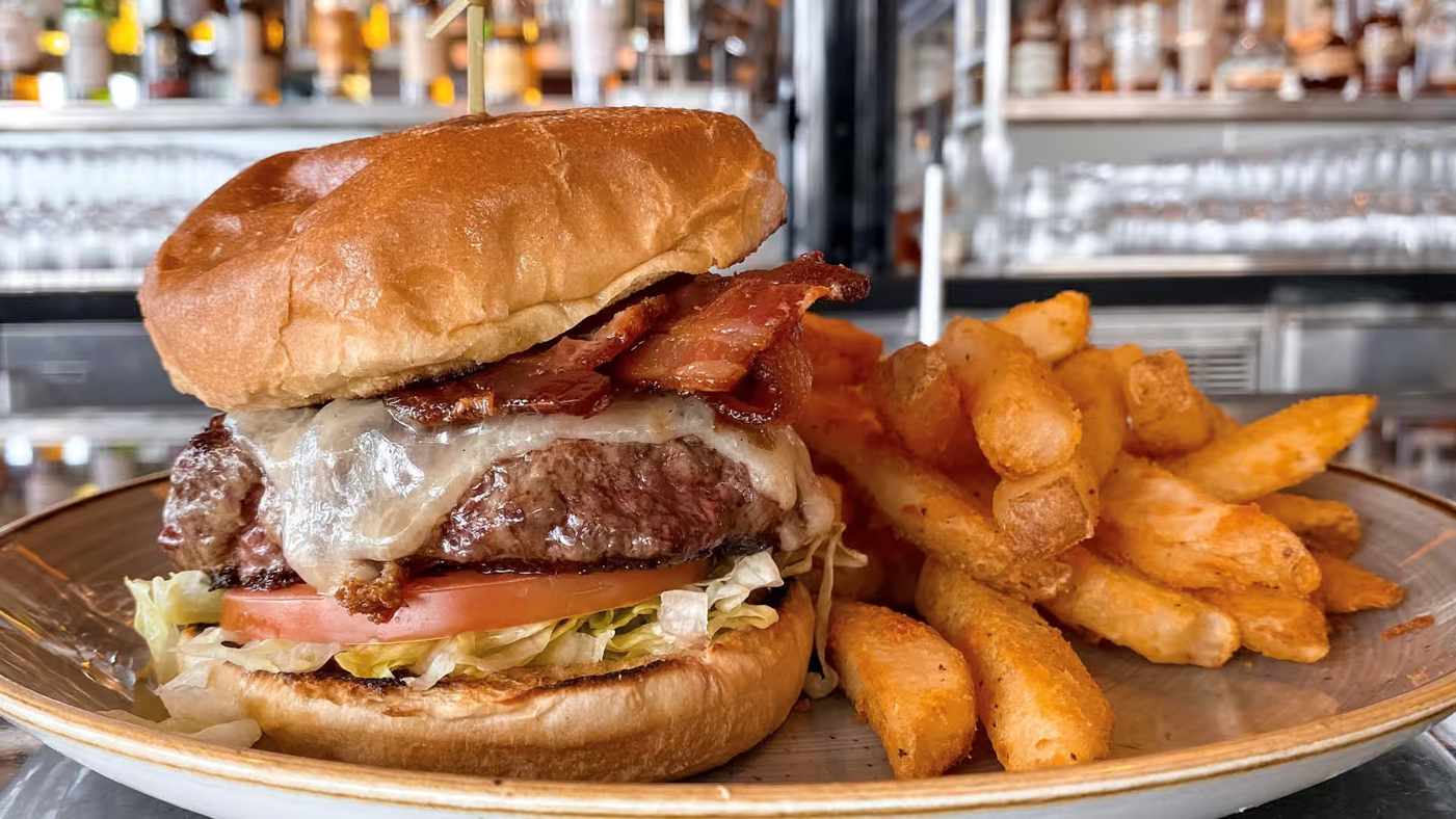 Bacon Cheddar Burger*