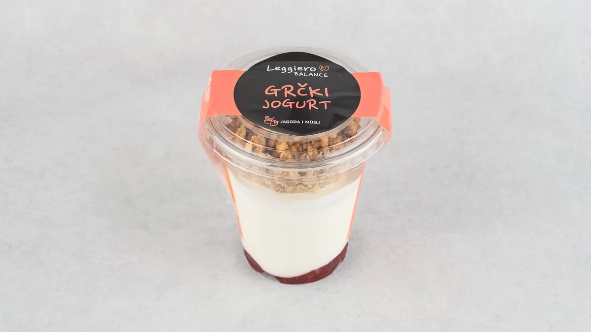 Grčki jogurt – jagoda musli