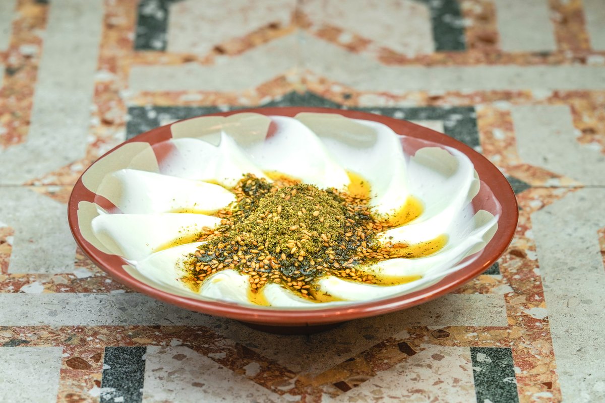Labneh w Zaatar