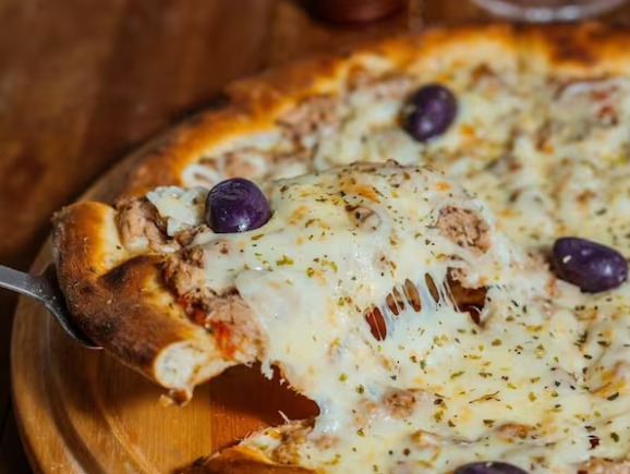 Pizza Meio à Meio - Salgada