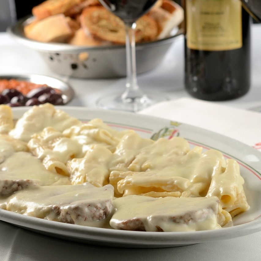 Medalhão de Filetto Grelhado ao Molho de Gorgonzola
