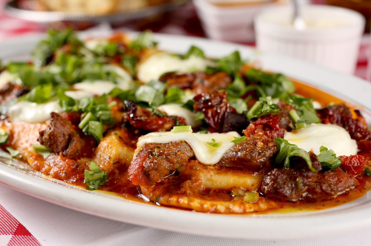 Raviolone à Moda da Casa (Serve 2 Pessoas)
