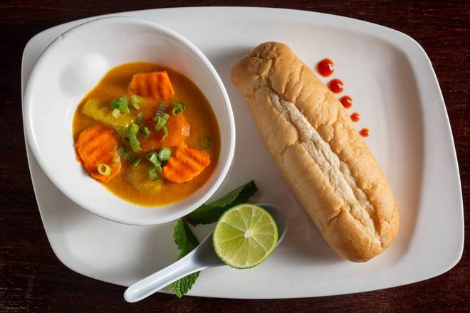Chicken Curry (VIETNAMESE ENTREES)