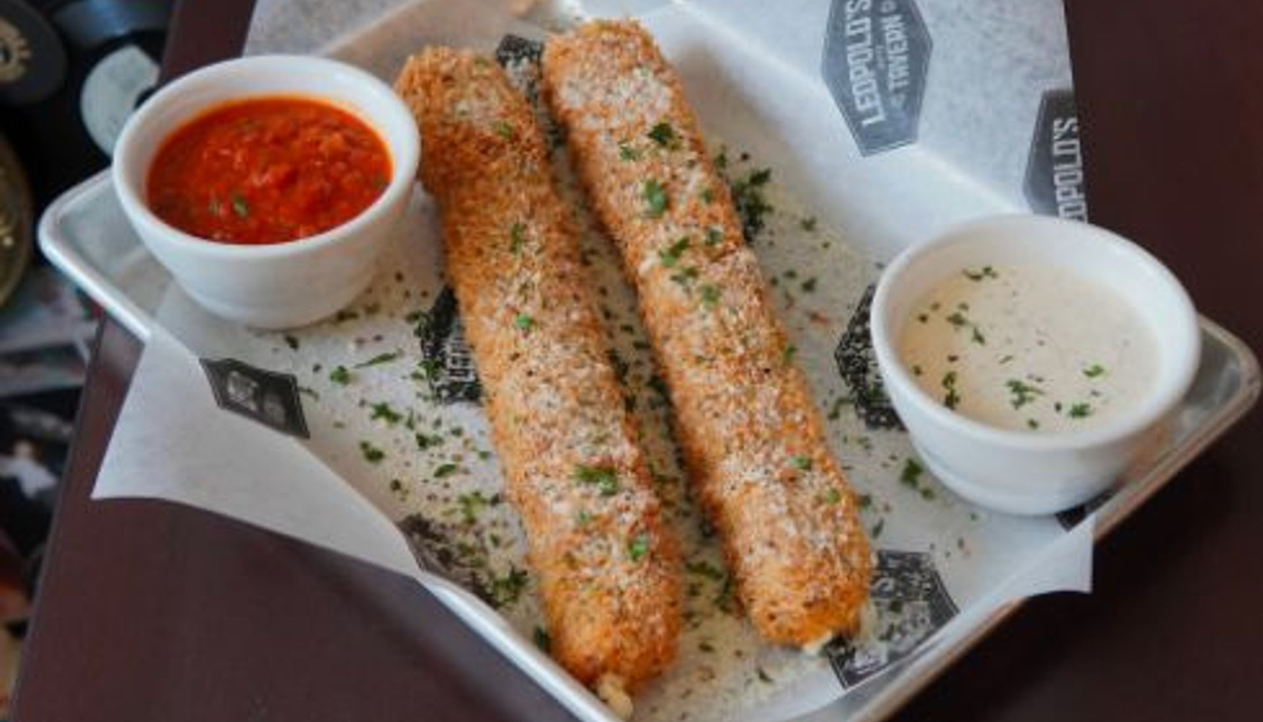 MEGA Mozza Sticks