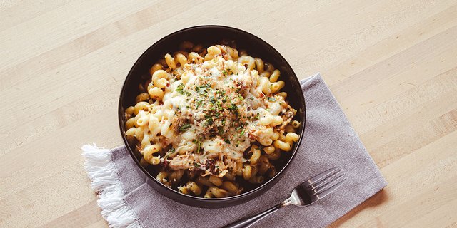 Chicken Bacon Macaroni Party Platter