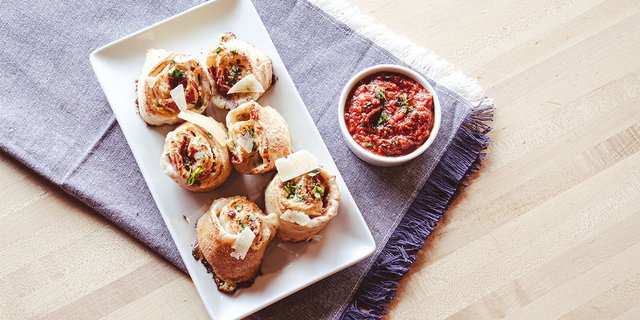 Rome's Roni Rolls