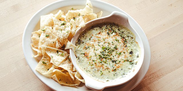 Spinach and Artichoke Dip Party Platter