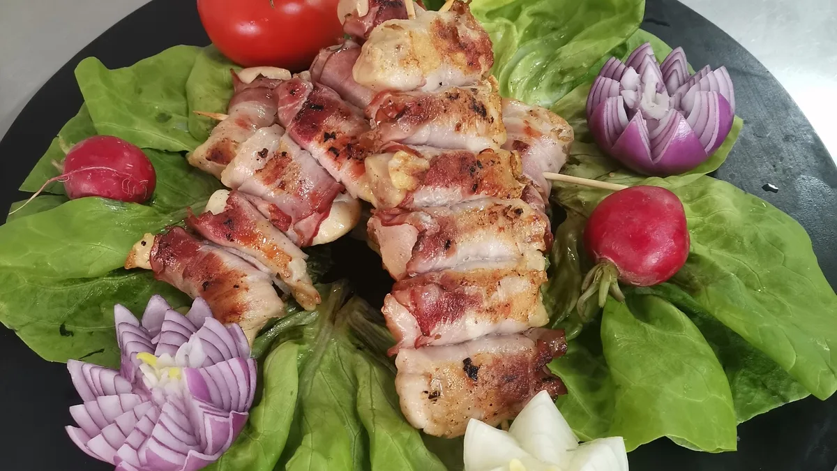 Rolovani ražnjić 500g