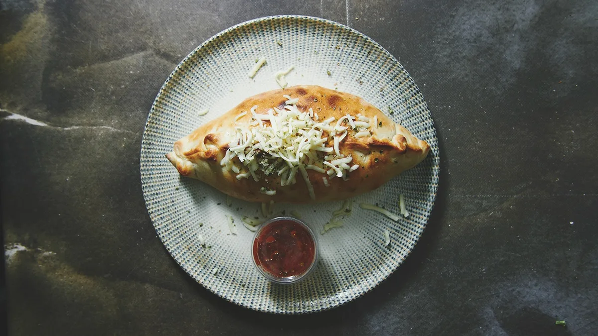 36. Calzone