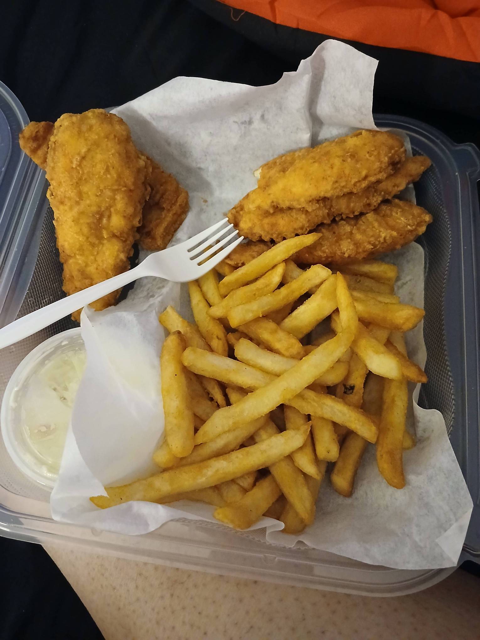 CHICKEN TENDERS (5PC) DINNER
