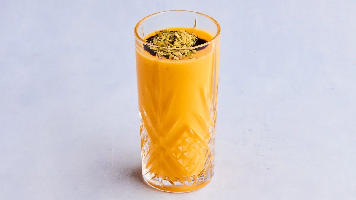 Mango lassi