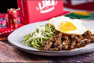 Spaghetti Verde com Ovo