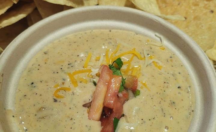 Chips and Queso