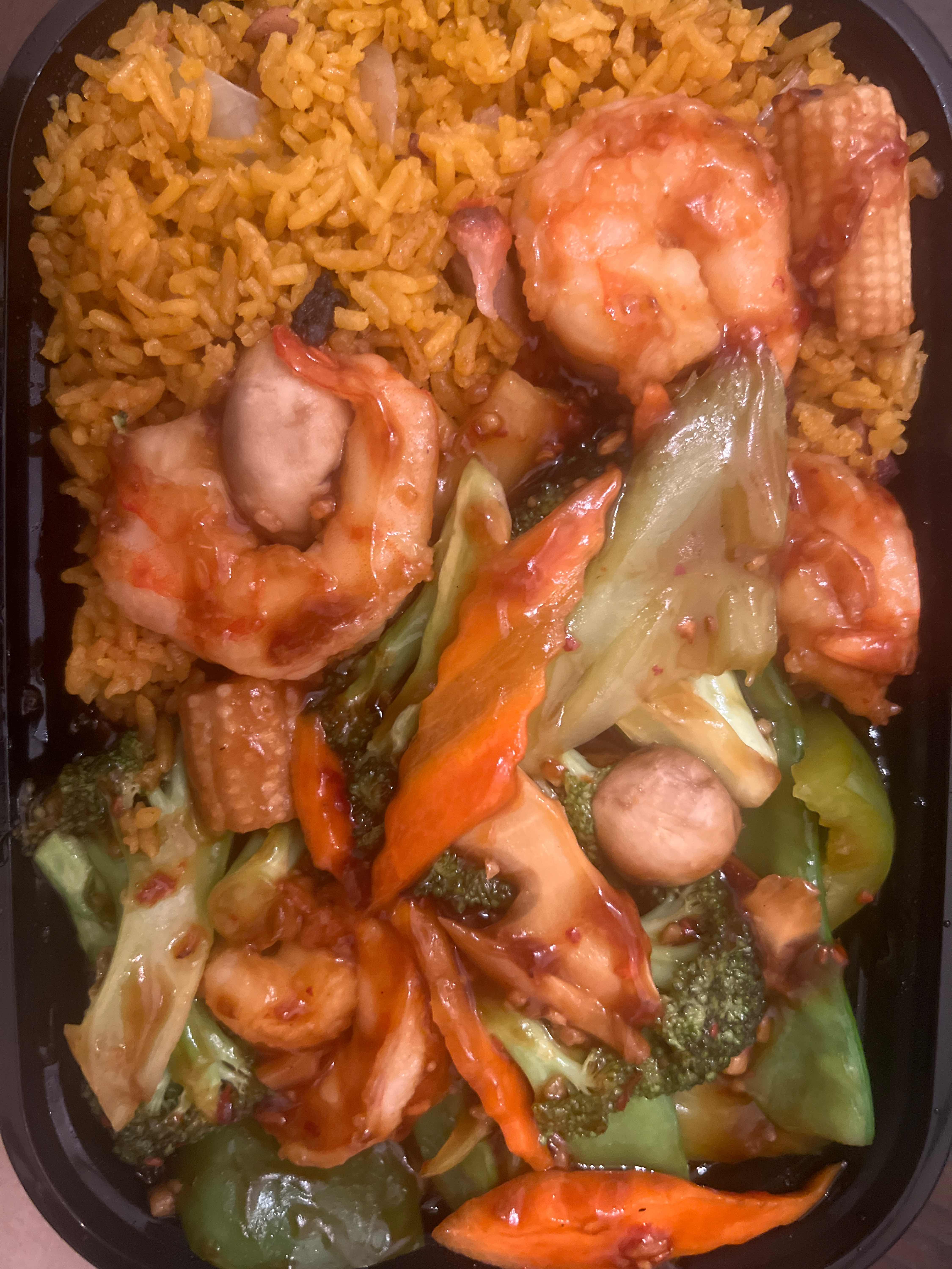 C22. Shrimp with Garlic Sauce