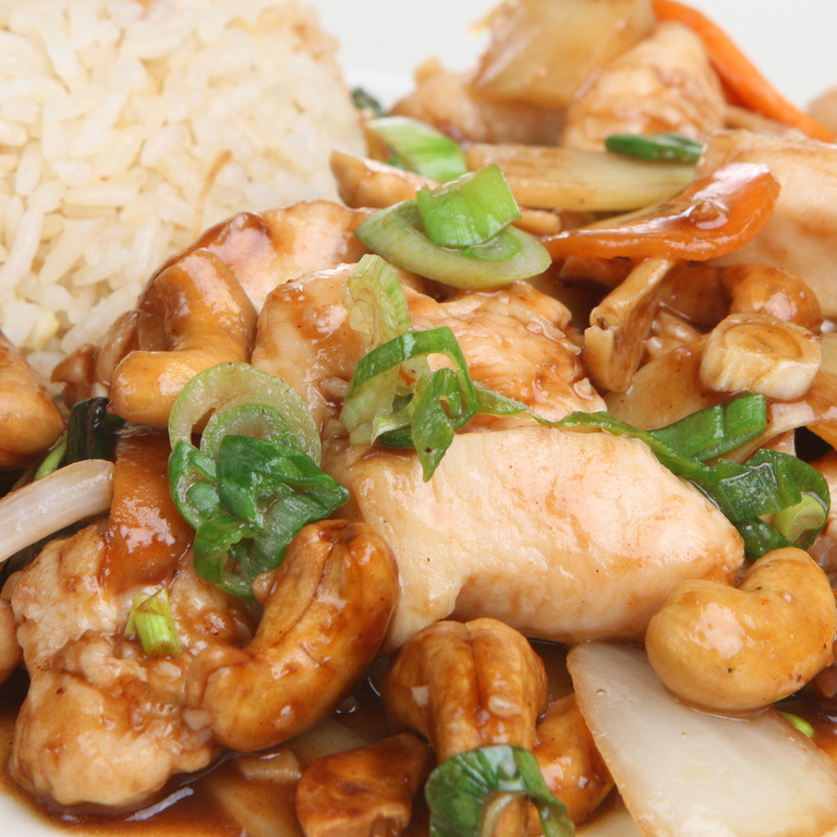 Chicken with Cashew Nuts