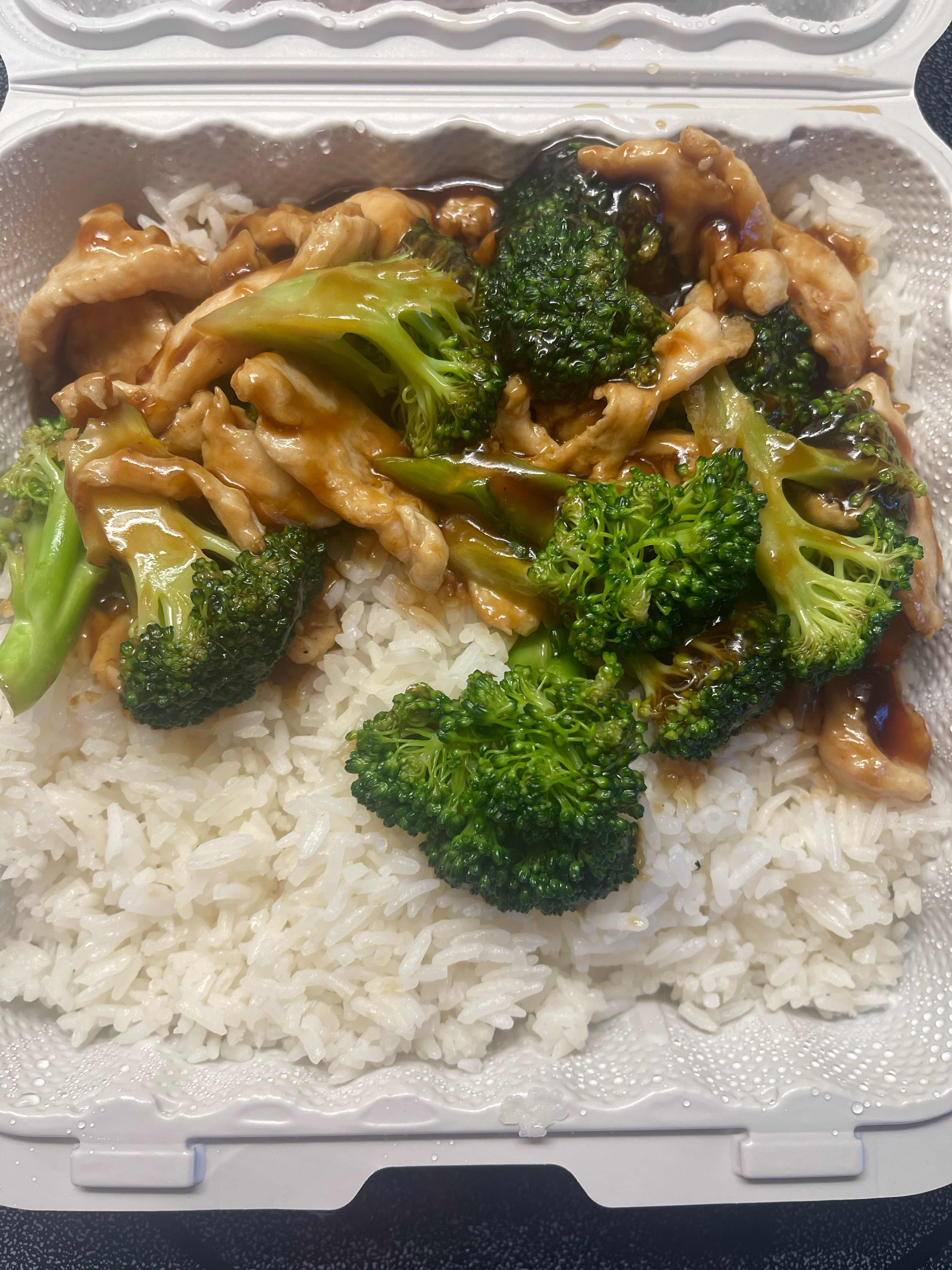L5. Chicken with Broccoli