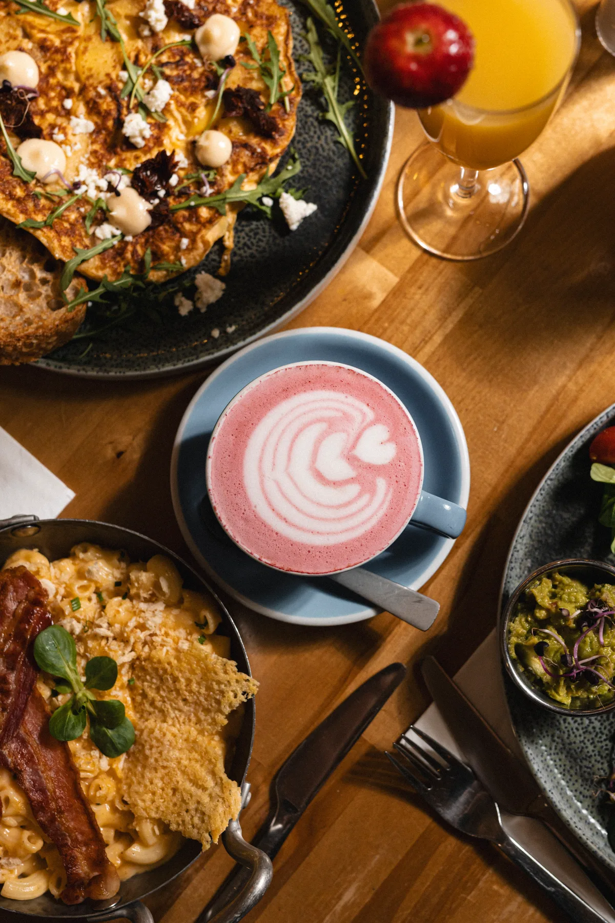 Pink superfood latte