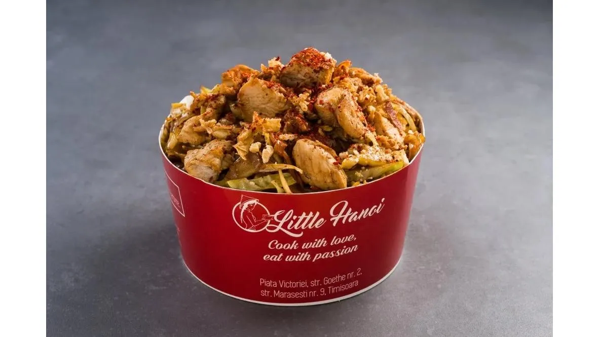 Pad Thai Ga - Paste de orez cu pui in stil thailandez