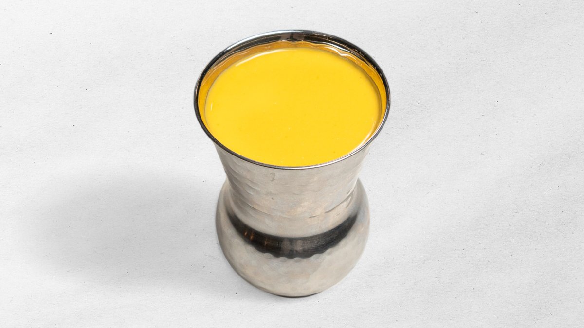 Mango lassi