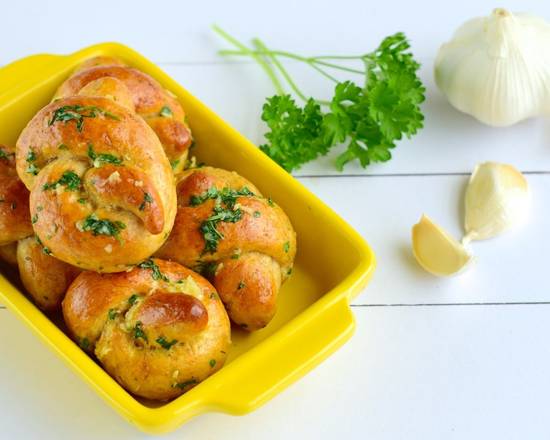 Garlic Knots