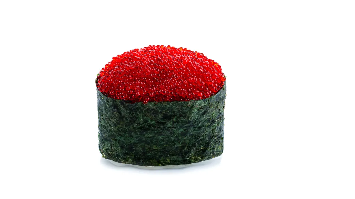 Qunkan Kürü Tobiko Roll