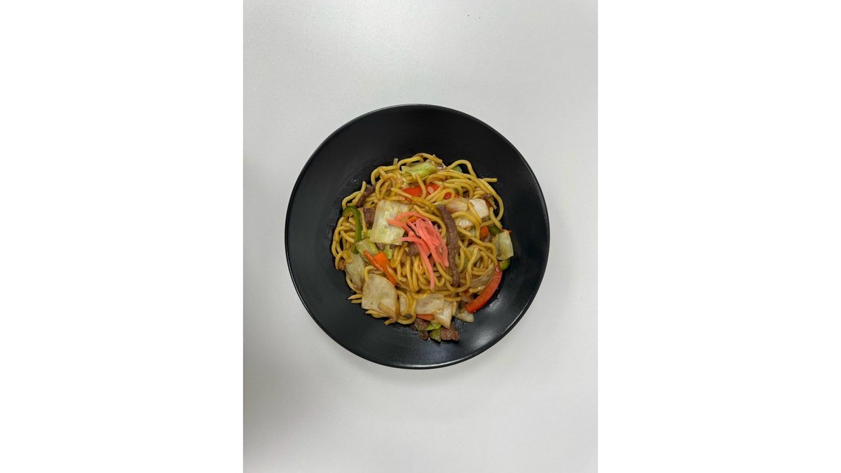Yakisoba cu vită