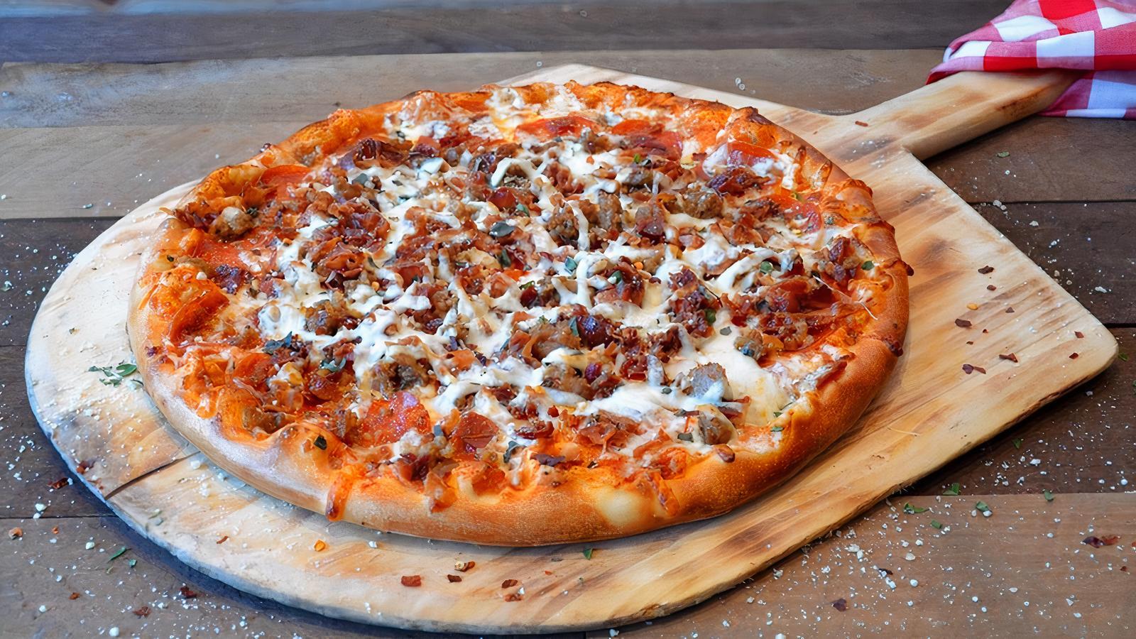 Meatza' Pizza