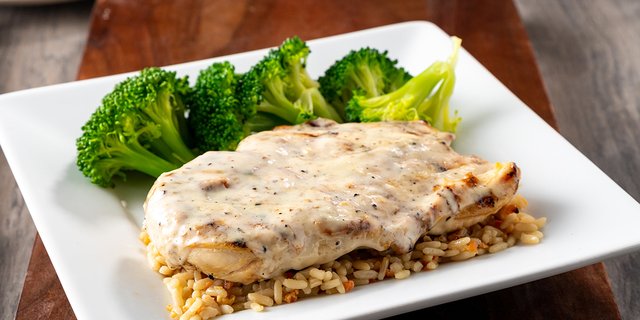 Logan's Wood-Grilled Chicken