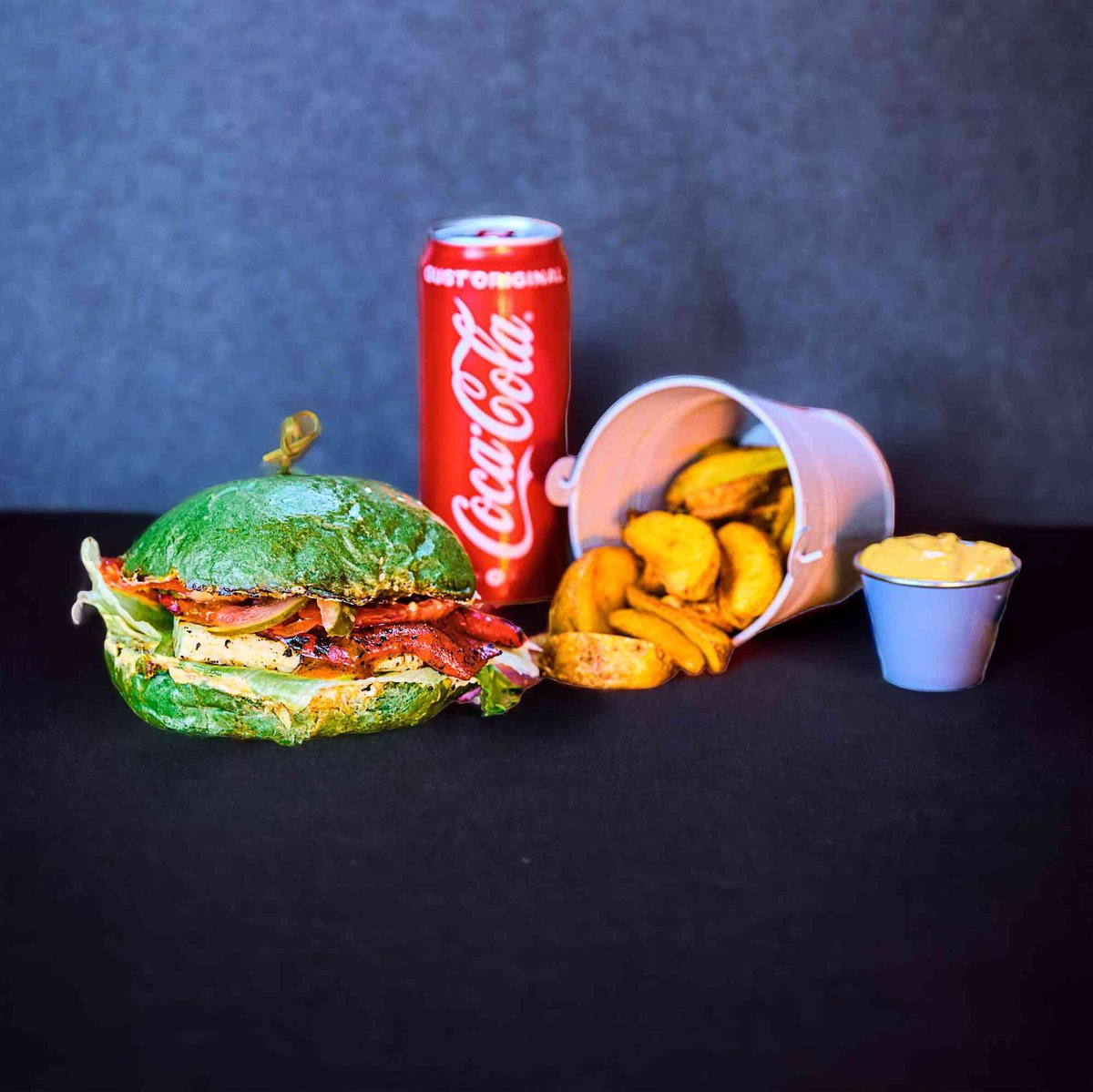 Combo: VEGGIE HALLOUMI BURGER