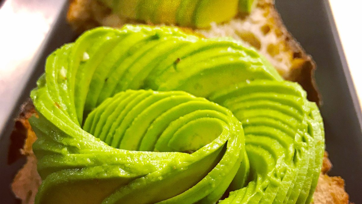 FRESH AVOCADO