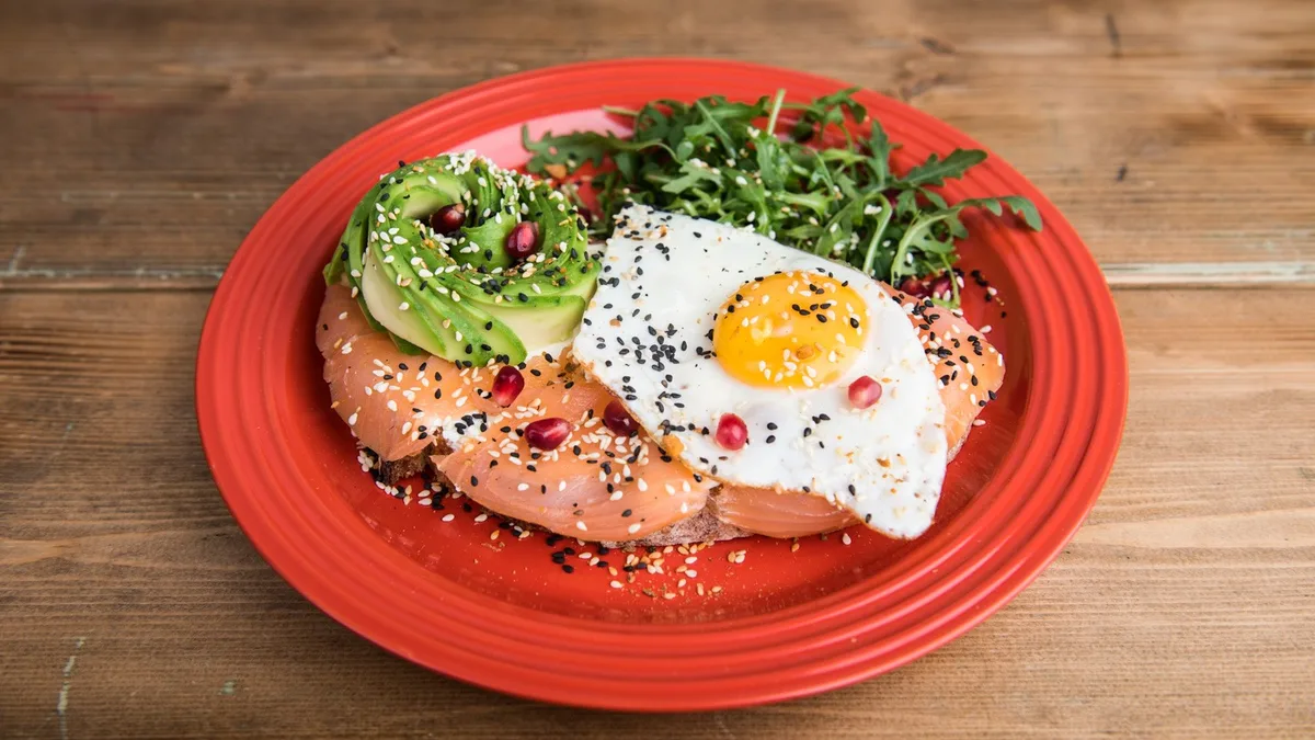 SALMON CREAM CHEESE