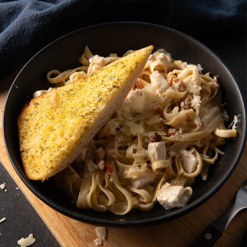 Chicken Carbonara Fetticcine